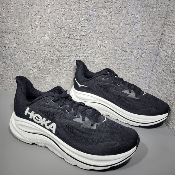 Hoka One One Clifton 10 Men's Size US 12D Black White Athletic Running Sneakers. - Picture 8 of 14